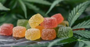 Health Canada cannabis edibles compliance checklist showing licensing, THC limits, and packaging requirements for selling edibles legally in Canada