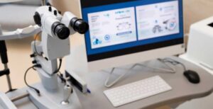 Diagram of a medical device QMS framework aligned with FDA QMSR and ISO 13485:2016 requirements